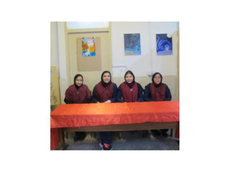 شرکت دانش اموزان در مسابقه مشاعره ناحیه 5